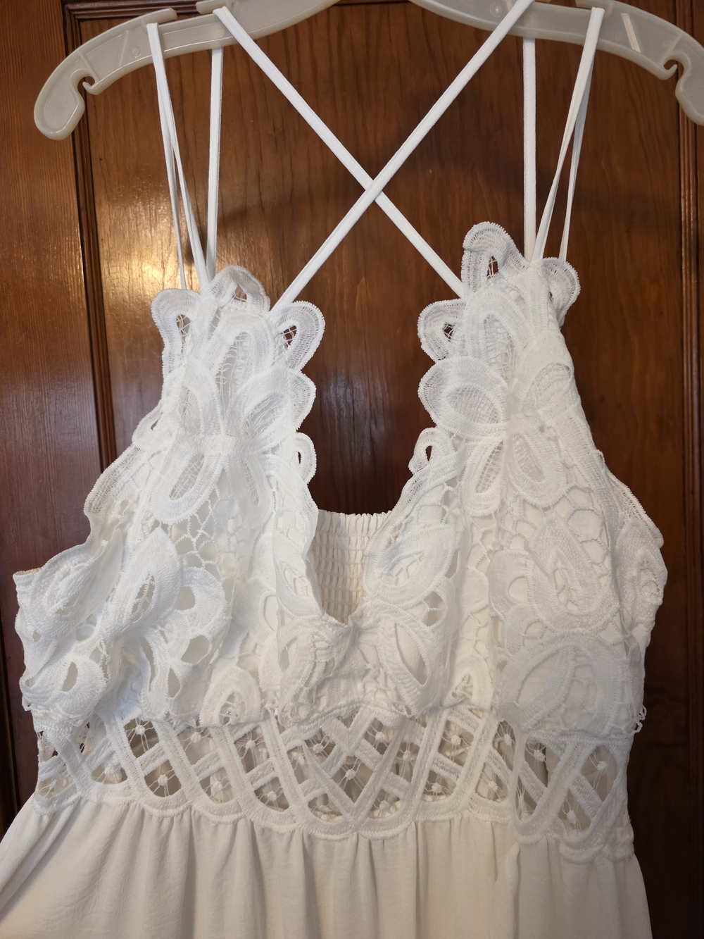 Women’s White Lace Crochet Strappy Tank Top